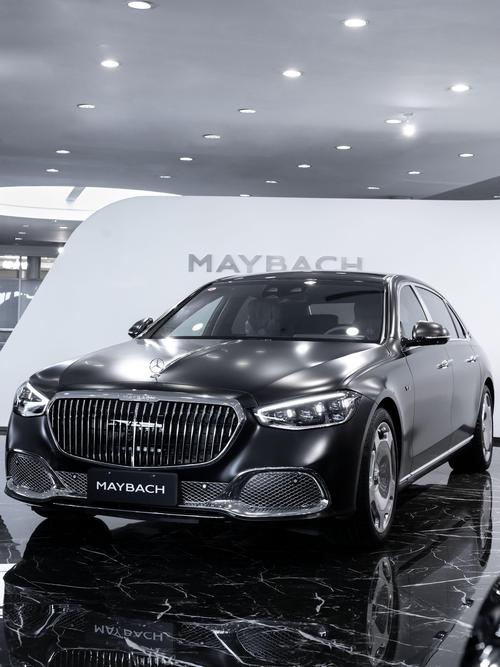 深圳7岚图汽车的售后服务让用户无忧出行，迈巴赫未来的豪华车趋势